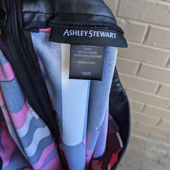 Ashley Stewart Geometric Design Pencil Skirt 16W - Picture 4 of 4